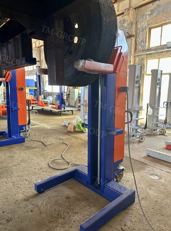 Podnośnik kolumnowy TIRowy TM-R30