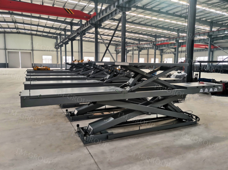 Podnośnik Nożycowy Specjalistyczny Diagnostyczny 4T TM-GROUP