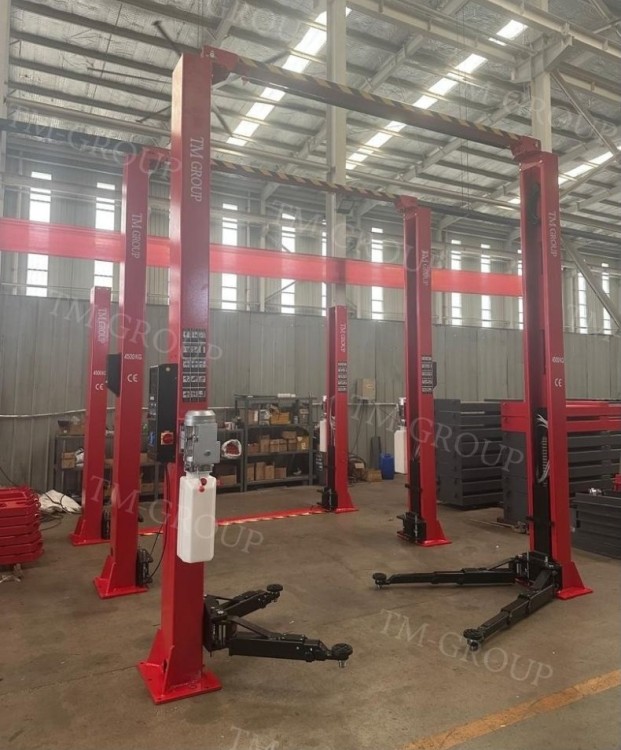 VC4500MS Podnośnik Dwukolumnowy Łączony Górą 4,5T