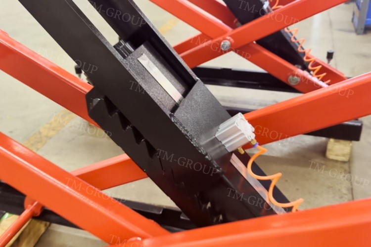 VE3700 Podnośnik nożycowy PREMIUM 3,7T Podposadzkowy